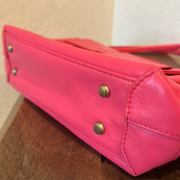 BOTTEGA VENETA Arco Intrecciato Leather Tote Bag in Pink Authentic - Picture 6 of 17